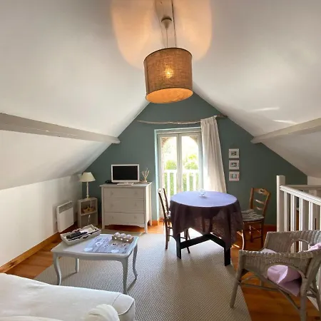 Near Alabaster Coast Beaches *