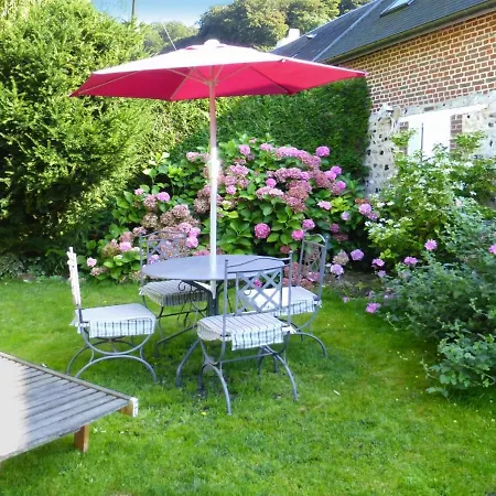 Near Alabaster Coast Beaches *